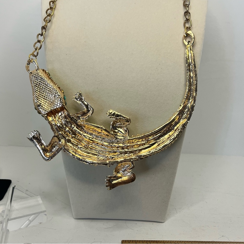Huge Jeweled Green Lizard Pendant Statement Necklace - Picture 9 of 13